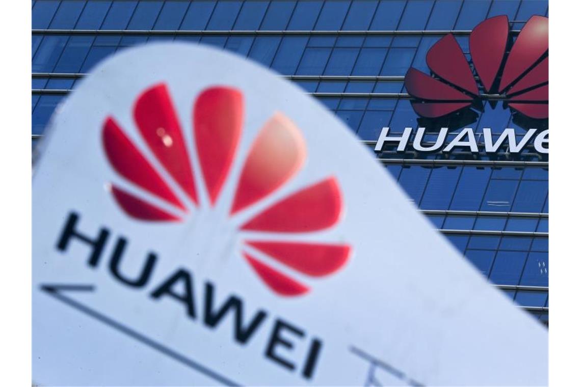 In Europa hat Huawei bereits mit 47 Providern Verträge zum Aufbau der neuen Mobilfunkgeneration 5G abgeschlossen. Foto: Andy Wong/AP/dpa/Archivbild