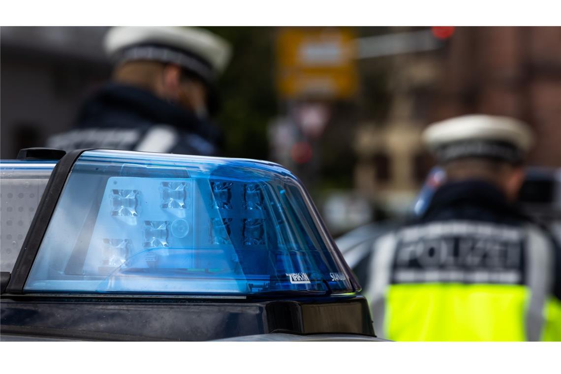 In Freiburg kam es zu dem Zusammenstoß zwischen dem Polizeiauto und einer Straßenbahn. (Symbolbild)