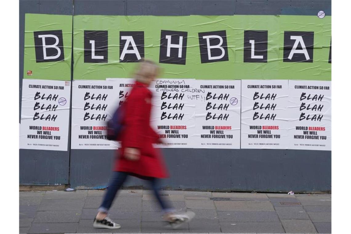 Massenproteste erhöhen Druck auf die Weltklimakonferenz In Glasgow ringen rund 200 Staaten auf der Weltklimakonferenz darum, wie die Erderwärmung beschränkt werden kann. Mit den bisherigen Ergebnissen sind die Klimaschützer nicht zufrieden. Foto: Andrew Milligan/PA Wire/dpa