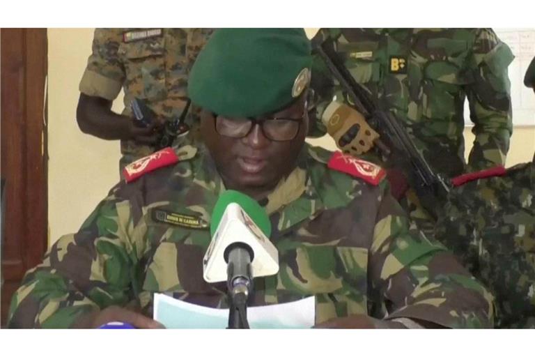 In Guinea-Bissau hat das Militär nach eigenen Angaben die Macht übernommen.
