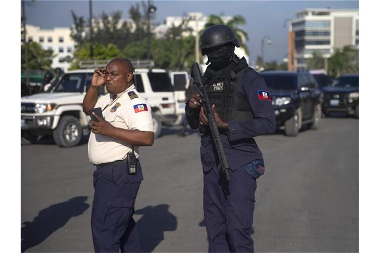 In Haiti ist laut Medienberichten eine Gruppe Missionare entführt worden. Foto: Joseph Odelyn/AP/dpa
