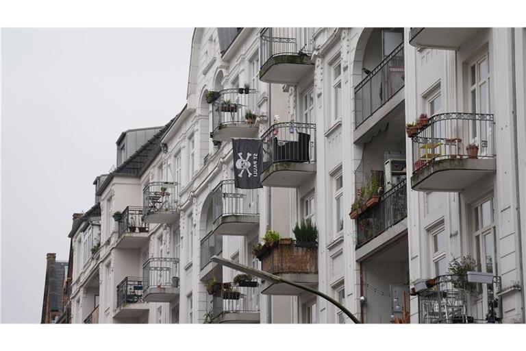 In Hamburg haben Wohnungskäufer vergangenes Jahr durchschnittlich weniger Geld als 2023 gezahlt. (Illustration)