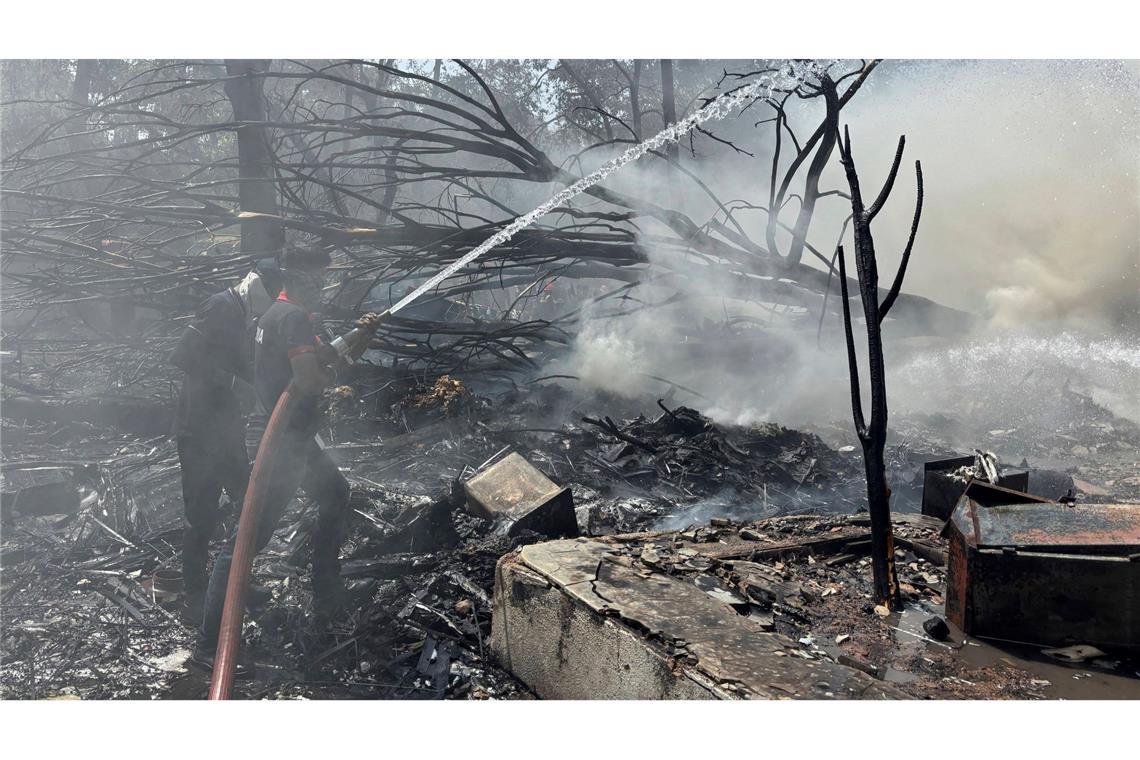 Air India: 241 Menschen im Flugzeug bei Absturz getötet In Indien ist ein Passagierflugzeug abgestürzt.
