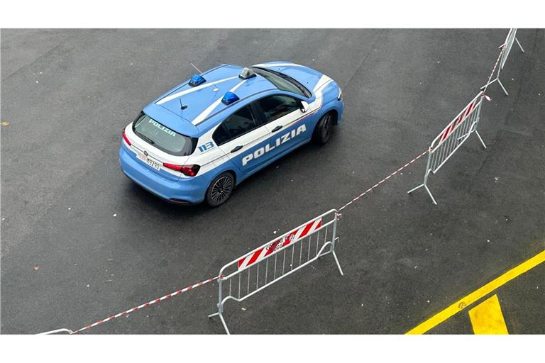 In Italien nahm die Polizei einen Beamten fest, der nach dem Einstempeln gleich wieder nach Hause ging. (Symbolbild)