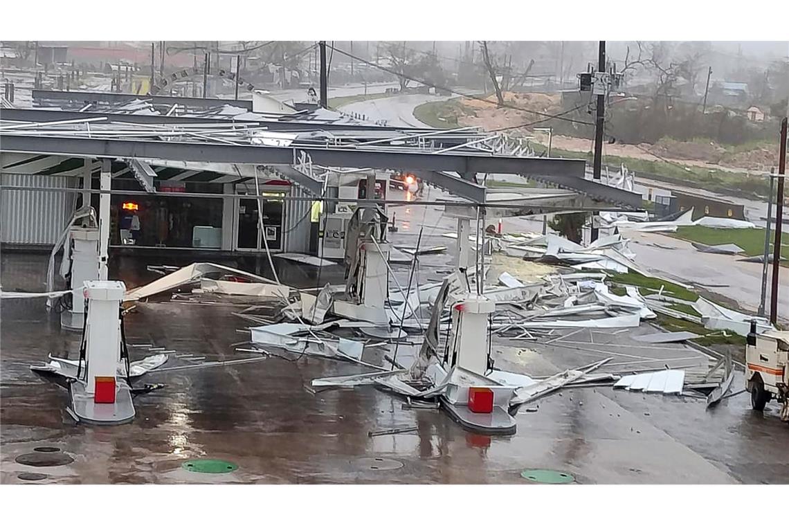 Straßen werden zu Flüssen: Hurrikan "Melissa" erreicht Kuba Straßen werden zu Flüssen: Hurrikan "Melissa" erreicht Kuba