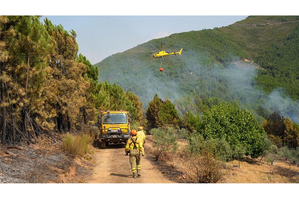 Brände in Südeuropa und Türkei lassen nach - aber neue Hitze In Las Hurdes in der spanischen Region Cáceres konnte ein größerer Waldbrand nach mehreren Tagen unter Kontrolle gebracht werden.