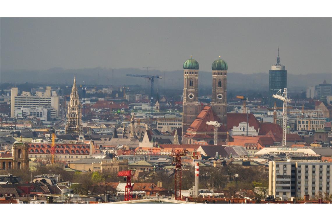 In München gibt es nach Einschätzung der Schweizer Bank UBS kein akutes Risiko mehr für eine Immobilienblase (Archivfoto).