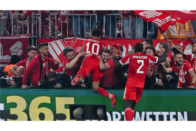 In München kam es zu tumultartigen Szenen.