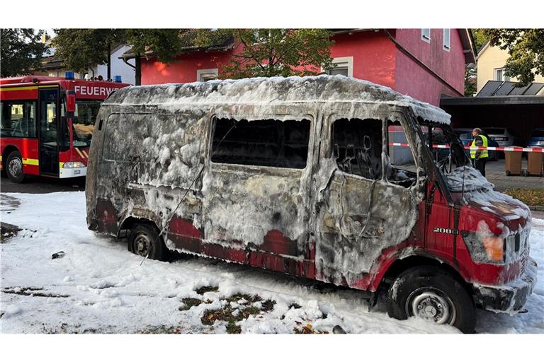 In München kommt es am Mittwochmorgen zu einem Großeinsatz von Feuerwehr und Polizei.