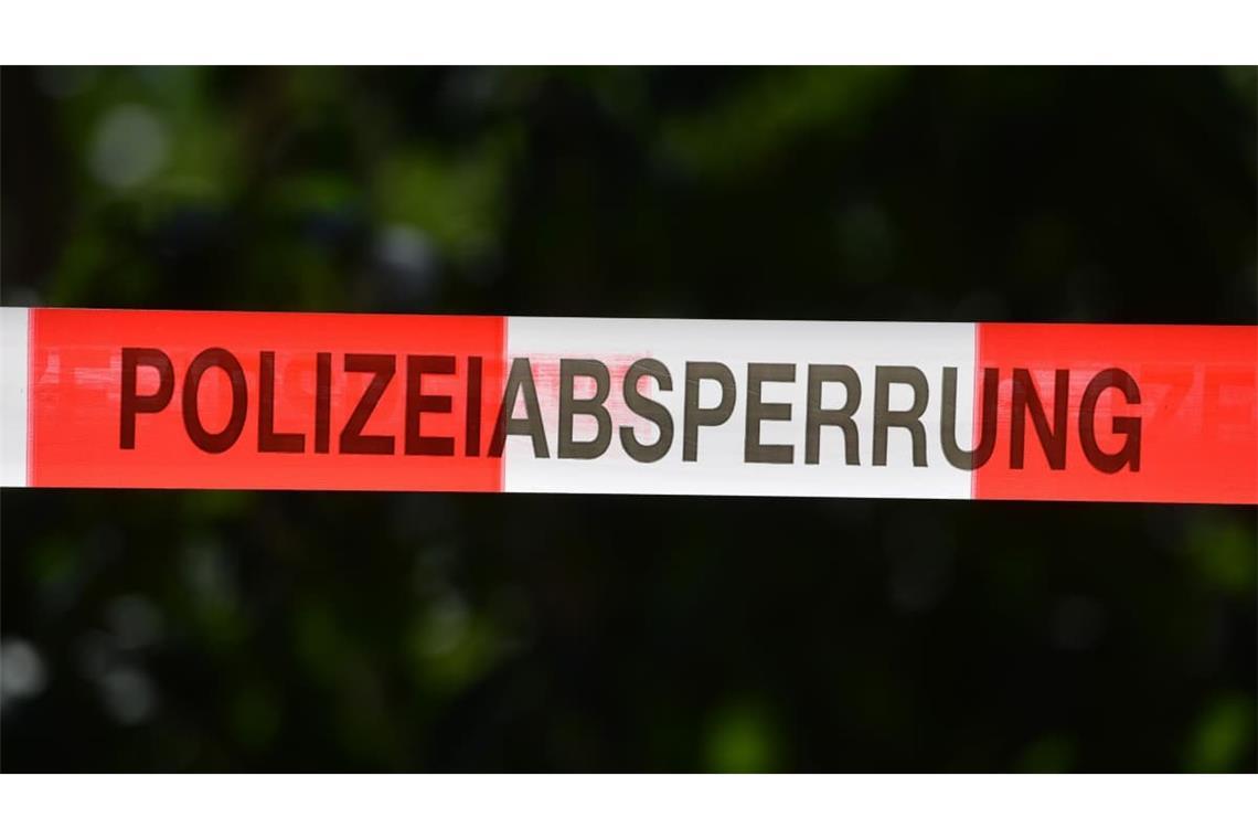 In Neuenbürg im Enzkreis wurde am Mittwoch eine Leiche in einem Auto gefunden (Symbolfoto).