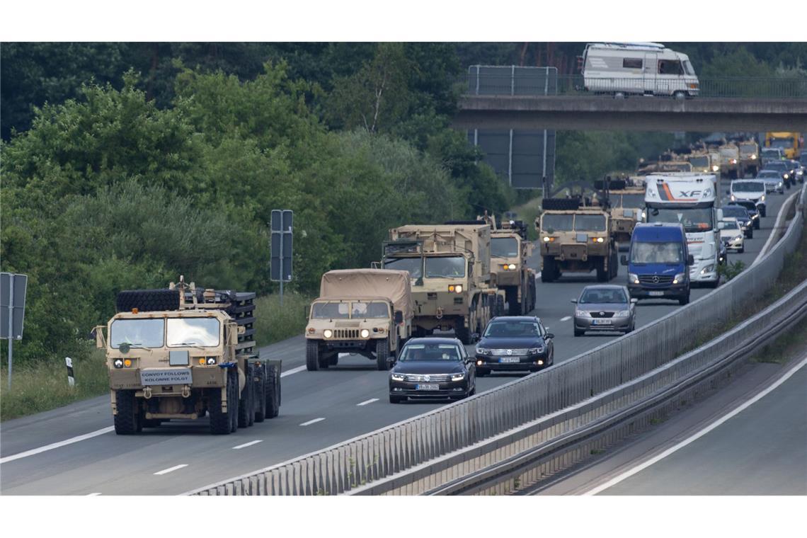 In Notfallsituationen sollen Militärs künftig von bestimmten Regeln für den Güterverkehr ausgenommen werden. (Archivbild)