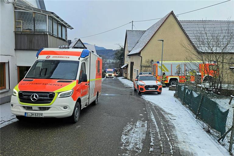 In Oppenweiler finden aktuell noch die Bergungsmaßnahmen statt. Foto: Kevin Lermer/7aktuell.de