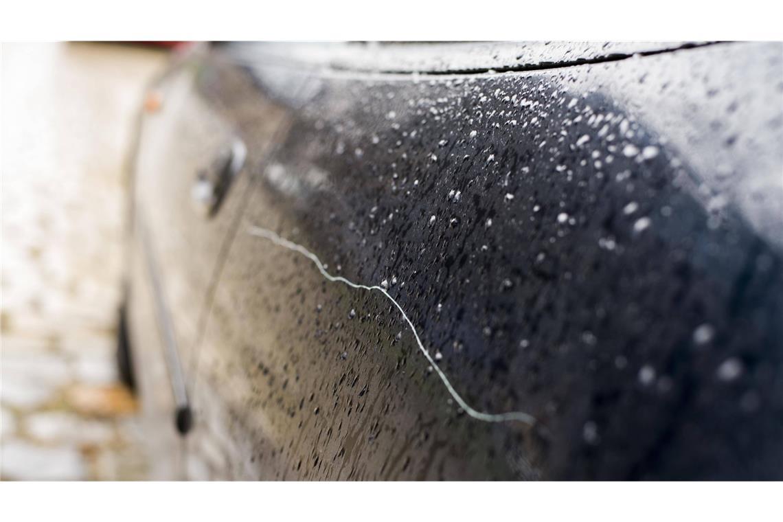 Mann zerkratzt 36 Autos in Pforzheim In Pforzheim soll ein Mann fast 40 Autos zerkratzt haben (Symbolfoto).