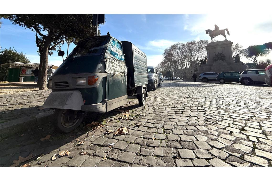 Ciao Biene: Italien nimmt Abschied von der Ape In Rom sind funktionsfähige Ape-Kleintransporter nur noch selten zu sehen. (Archivbild)