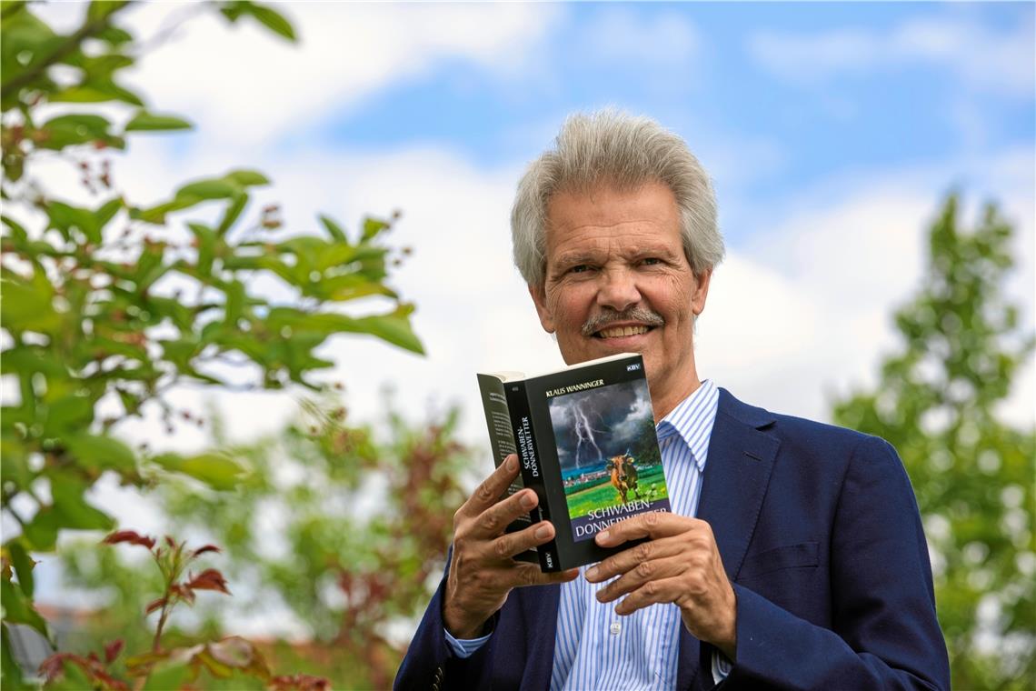 In seinem neusten Krimi packt Klaus Wanninger ein breites Repertoire an schwäbischen Schimpfwörtern aus – so viele, dass am Ende des Buches ein Lexikon vonnöten war. Foto: A. Becher