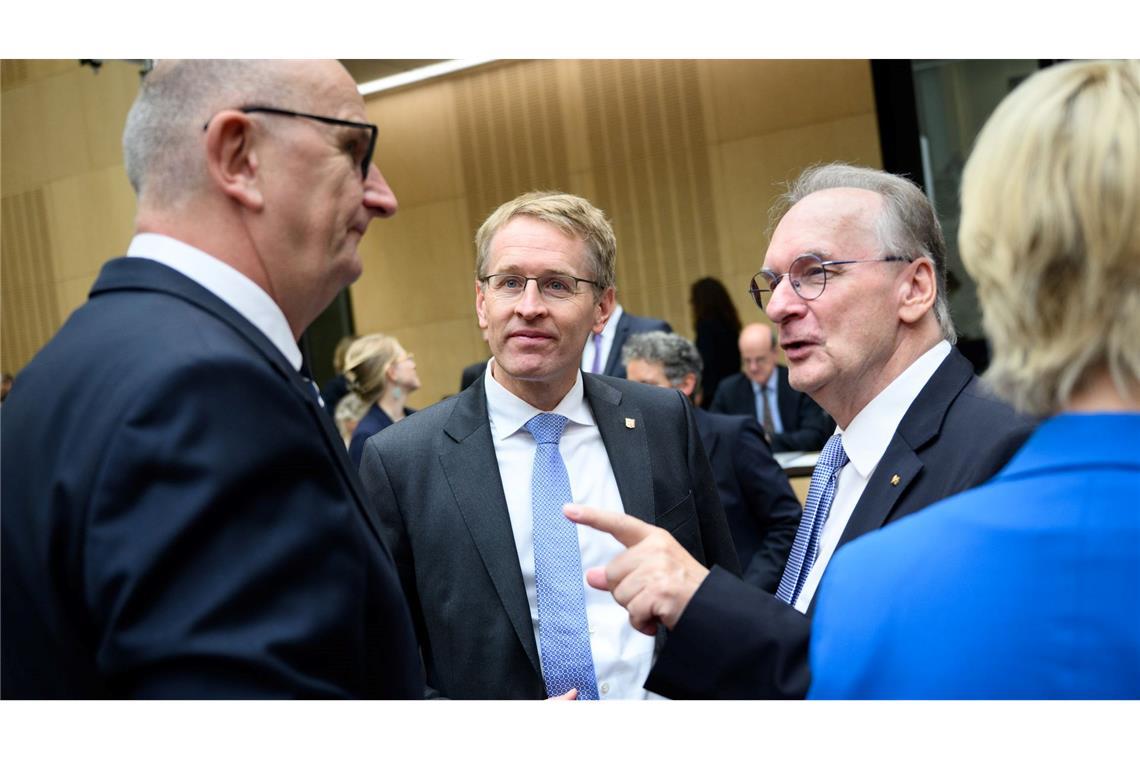 Mietpreisbremse verlängert- Ministerin droht mit Bußgeld In seiner letzten Sitzung vor der Sommerpause hat sich der Bundesrat unter anderem mit dem Bundeshaushalt 2025 und der Verlängerung der Mietpreisbremse beschäftigt.