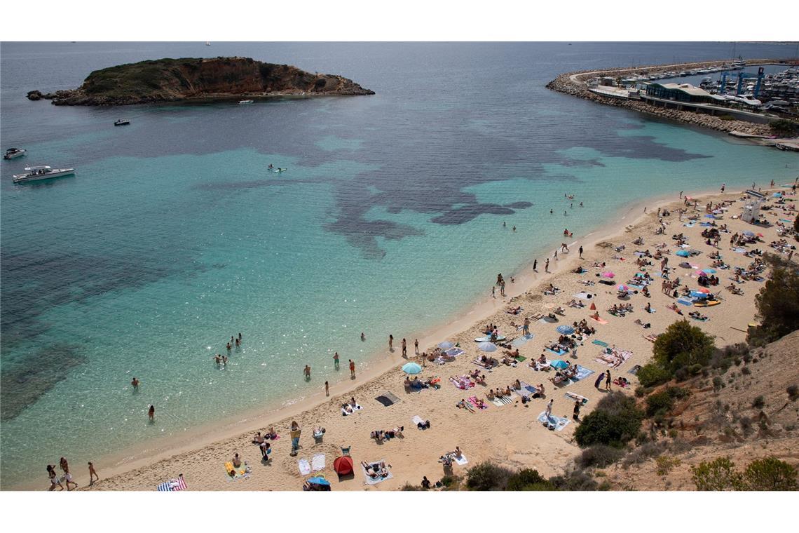 Urlaub im Süden und Osten Europas deutlich günstiger In Spanien liegen die Preise für Essengehen und Übernachtung 25 Prozent unter dem deutschen Niveau. (Archivbild)