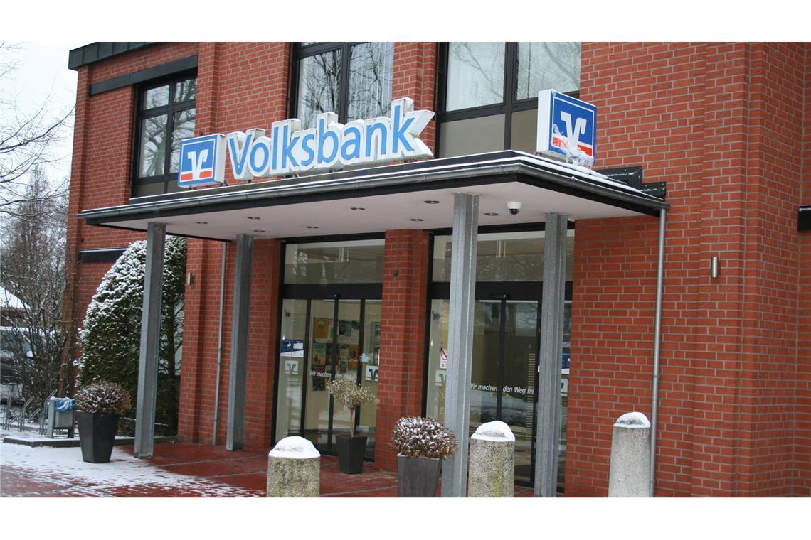 In Stuhr nahe Bremen sind etliche Schließfächer einer Bank aufgebrochen worden.