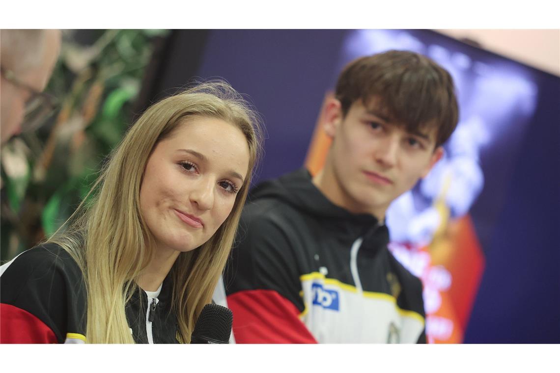 In Stuttgart am Start: Karina Schönmaier und Timo Eder, hier bei der Auftakt-Pressekonferenz.