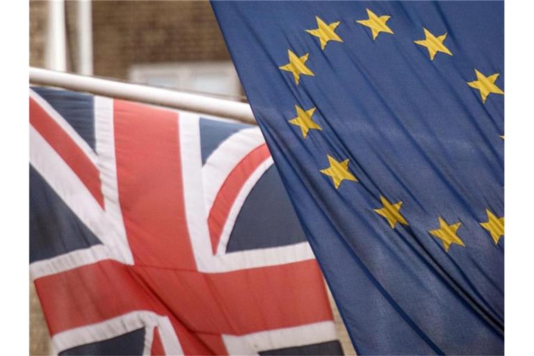 In weniger als zwei Monaten endet die Brexit-Übergangsphase. Dann scheidet Großbritannien aus dem EU-Binnenmarkt und der Zollunion aus. Foto: Stefan Rousseau/PA Wire/dpa