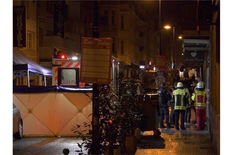 In Wiesbaden sind in der Nacht zum Montag ein Mann und eine Frau durch Schüsse tödlich verletzt worden. Foto: ---/KEUTZ TV-NEWS /dpa