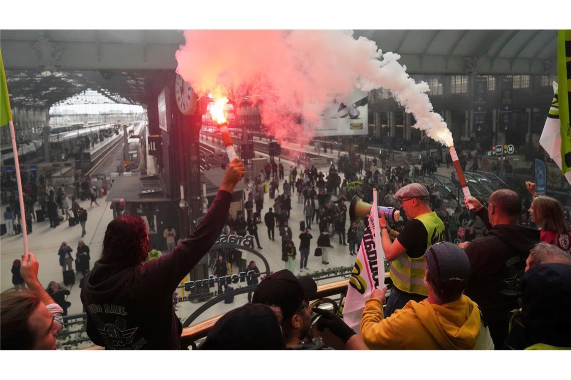 Proteste in Frankreich - Neuer Premier verlangt Veränderung