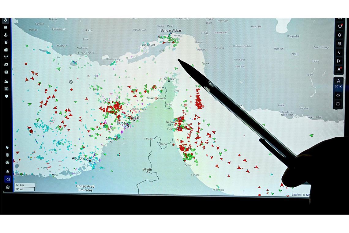 Indiens Außenministerium bestellte wegen mutmaßlichen Beschuss zweier Handelsschiffe Irans Botschafter ein. (Archivbild)