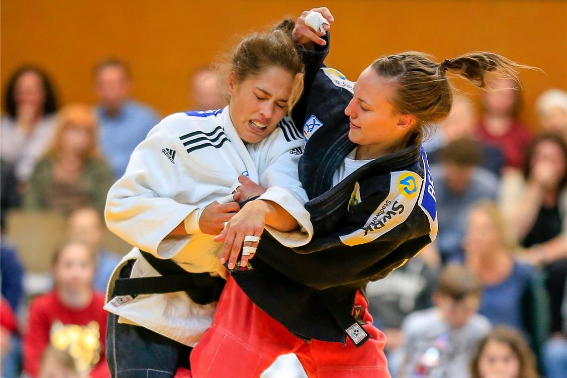 Ines Beischmidt (rechts) wird nicht mehr für die TSG kämpfen. Foto: Alexander Becher