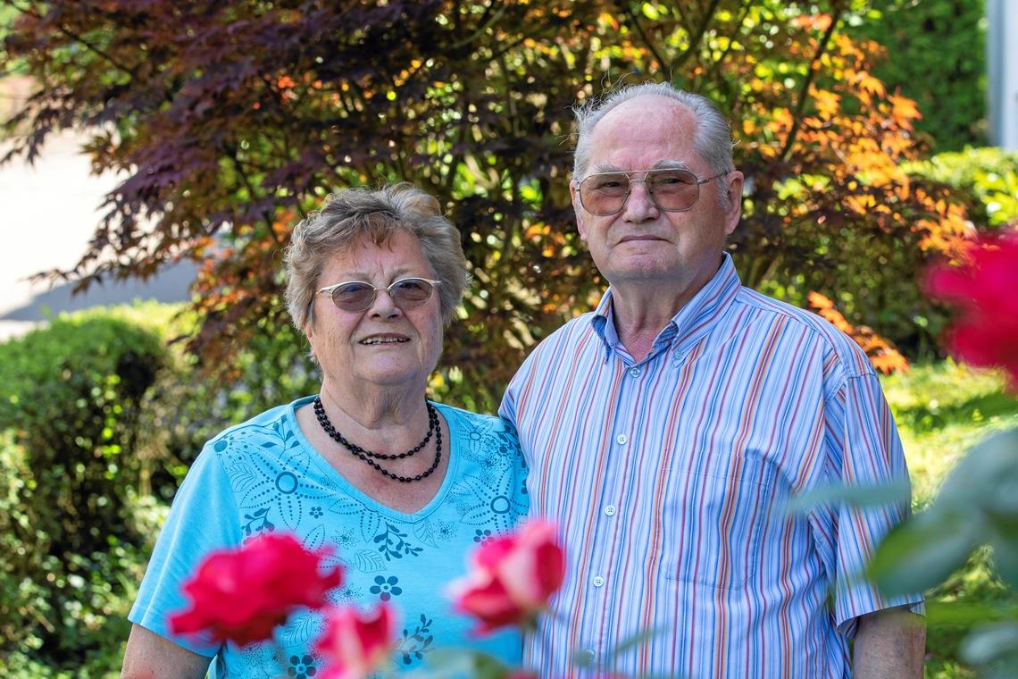 Ingeborg und Helmut Flöther sind seit 60 Jahren miteinander verheiratet. Foto: A. Becher