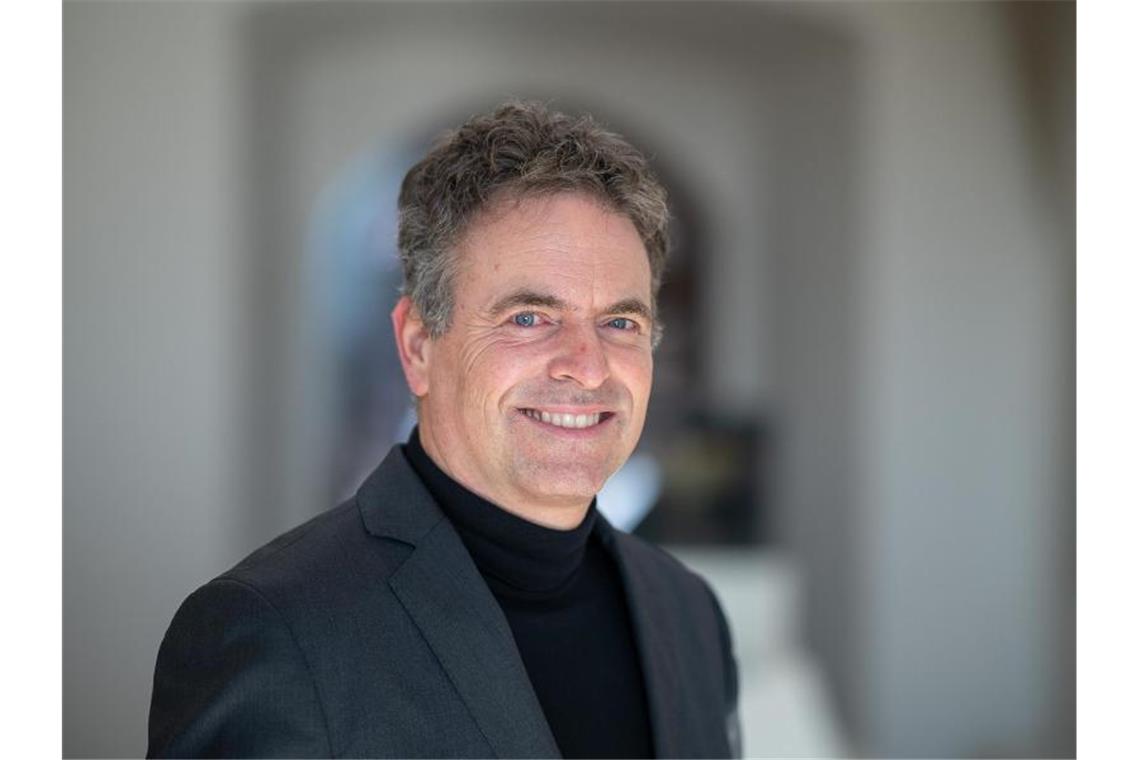 Curevac: Hoerr zieht Kandidatur für Aufsichtsrat zurück Ingmar Hoerr, einer der Gründer des biopharmazeutischen Unternehmen Curevac, schaut in die Kamera. Foto: Sebastian Gollnow/dpa