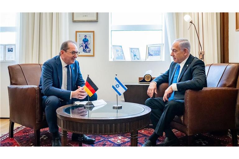 Innenminister Dobrindt stellt sich hinter die Angriffe Israels auf die iranischen Atomanlagen