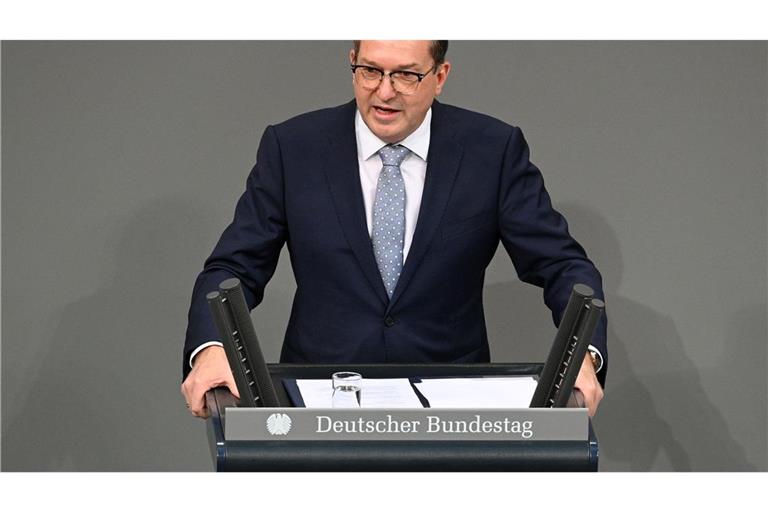 Innenminister Dobrindt warnt vor Anreizen für illegale Migration.