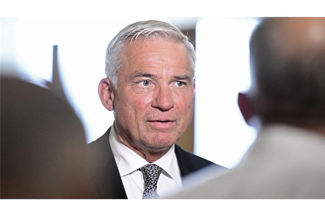 Innenminister Thomas Strobl (CDU) hat den Taxifahrer Muhammad A. für sein beherztes Eingreifen damals gelobt (Archivbild).