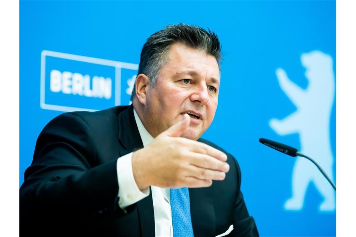 Wohl keine großflächigen Neuwahlen in Berlin nötig Innensenator Andreas Geisel (SPD) will nicht ausschließen, dass in einzelnen Berliner Wahlkreisen oder Stimmbezirken nachgewählt werden muss. Foto: Christoph Soeder/dpa