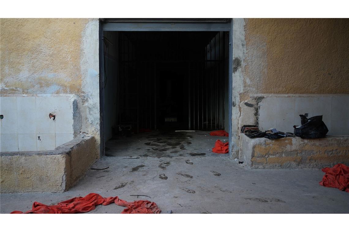 Insassen des al-Schaddadi-Gefängnisses in Syrien konnten im Januar fliehen, wurden aber später teils wieder geschnappt und in den Irak gebracht. (Archivbild)