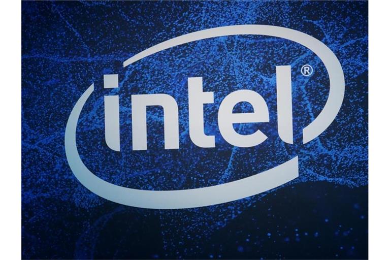 Intel steigert Umsatz und Gewinn. Foto: Christoph Dernbach/dpa