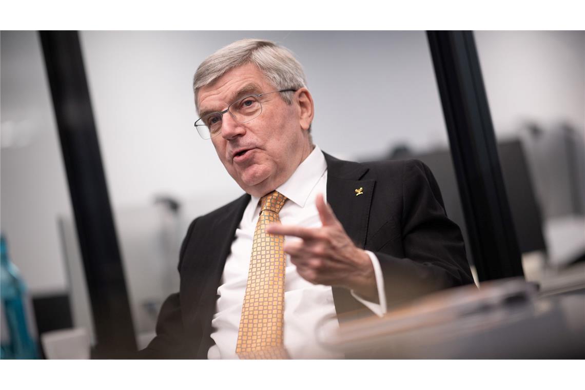 IOC-Chef Bach: Trump ist im Herzen ein Sportfan IOC-Präsident Thomas Bach hält Donald Trump für einen echten Sportfan.