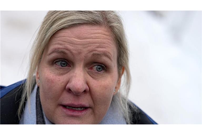 IOC-Präsidentin Kirsty Coventry zeigte sich nach dem Ausschluss des Ukrainers Heraskewytsch emotional.