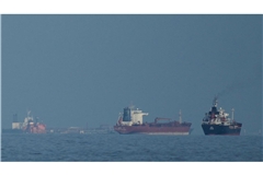 Iran schließt erneut die Straße von Hormus.