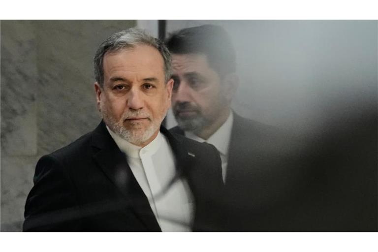 Irans Außenminister Araghtschi verspottet das US-Militär. (Archivbild)