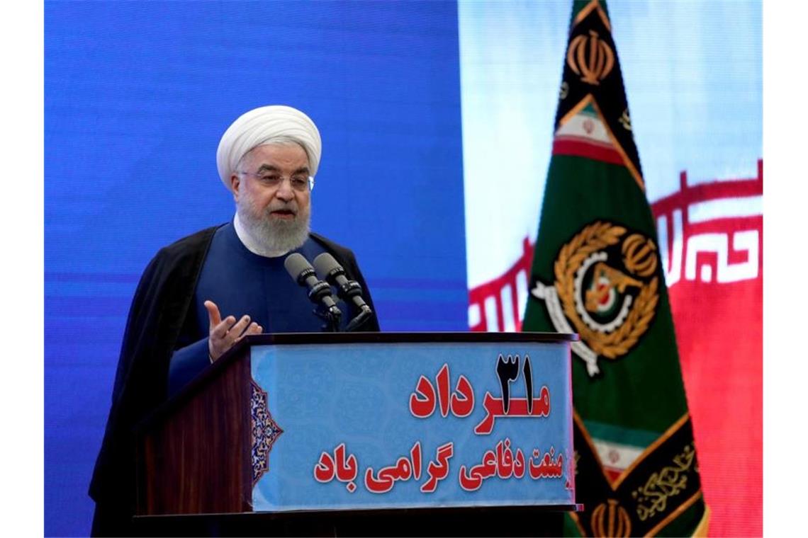 Irans Präsident Hassan Ruhani während einer Zeremonie zur Enthüllung eines neuen Raketenabwehrsystems. Foto: Iranian Presidency