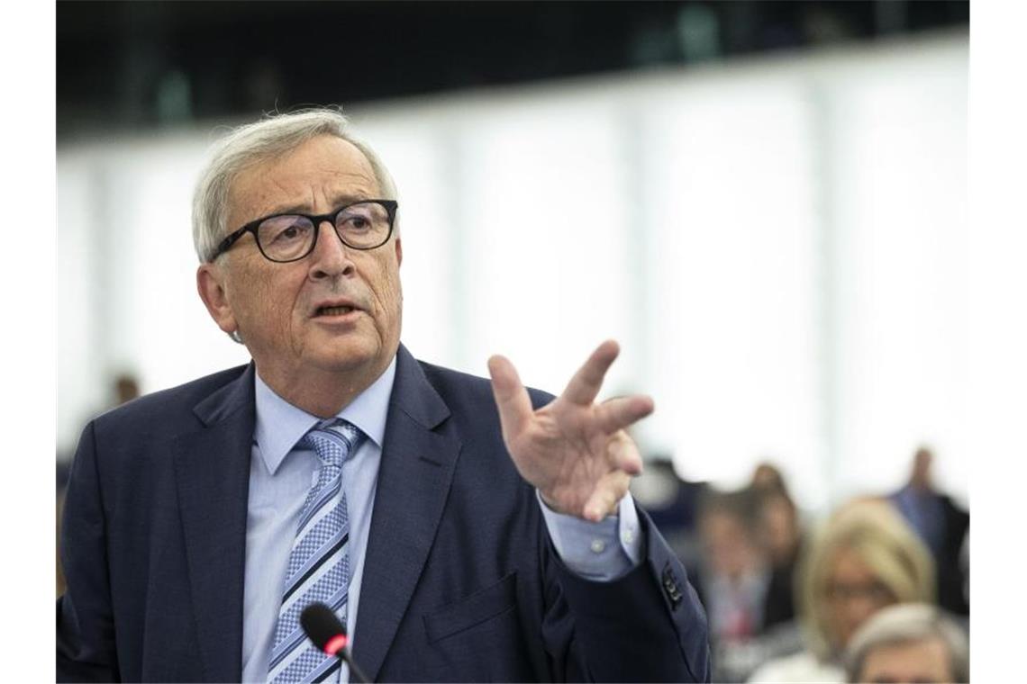 Ischias-Probleme haben dem scheidenden EU-Kommissionspräsidenten Jean-Claude Juncker jahrelang Gerüchte über Alkoholmissbraucdh eingebracht. Foto: Jean-Francois Badias/AP/dpa