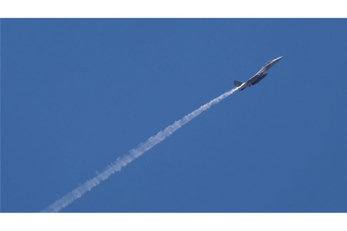 Aktivisten: Israel greift Syriens Militäranlagen massiv an Israel greift nach dem Sturz Assads in Syrien Militärziele in dem Land an. (Symbolbild)