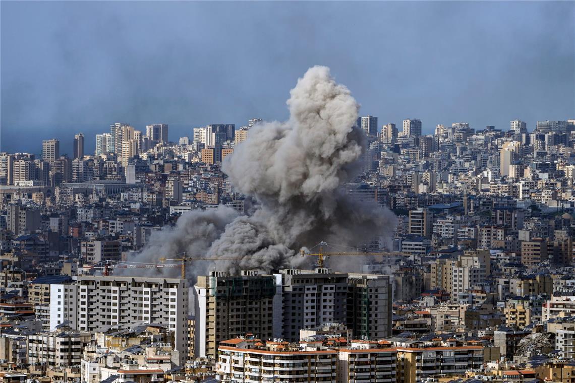Netanjahu warnt Einwohner der Stadt Gaza: „verschwinden Sie" Israel hat nach der Ankündigung einer Waffenruhe erneut einen libanesischen Grenzübergang zu dessen Nachbarland Syrien bombardiert. (Archivbild)
