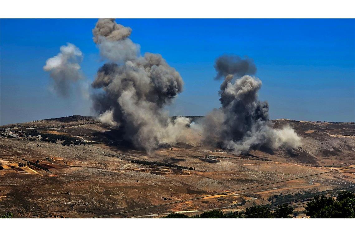 Israel wirft der Hisbollah eine Wiederaufrüstung vor und greift deshalb nahezu täglich Ziele im Nachbarland Libanon an. (Archivbild)