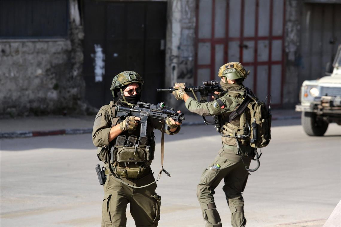 Israelische Soldaten haben im Süden des Gazastreifens erneut Palästinenser getötet. (Symbolbild)