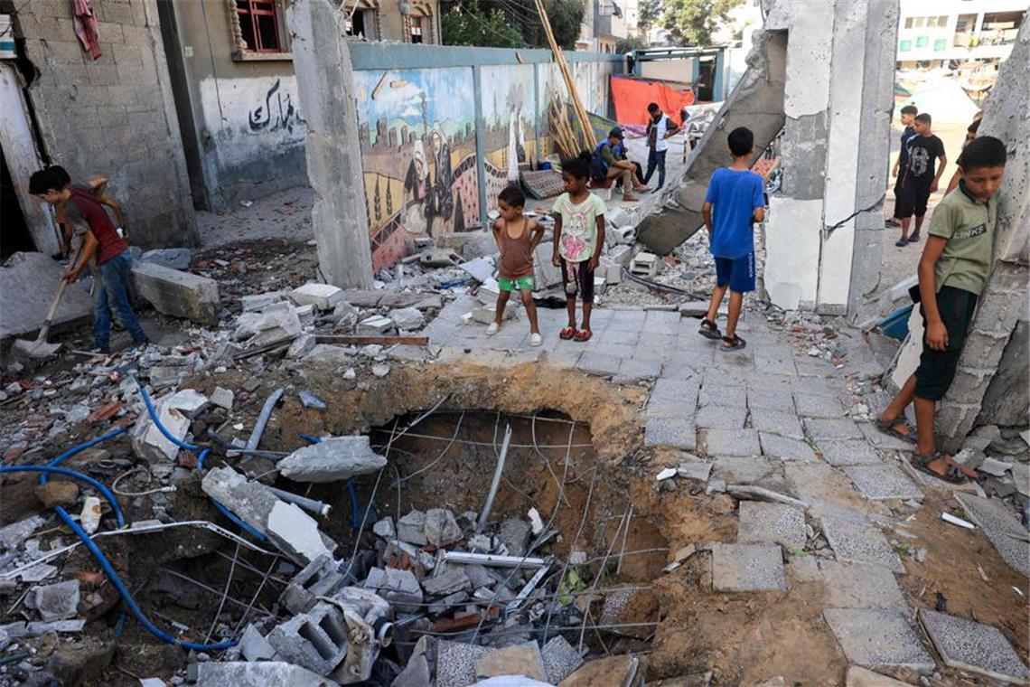 Netanjahu warnt Einwohner der Stadt Gaza: „verschwinden Sie" Israels Armee hat seit Beginn ihres erneuten Einsatzes in der Stadt Gaza Dutzende Terroristen getötet.