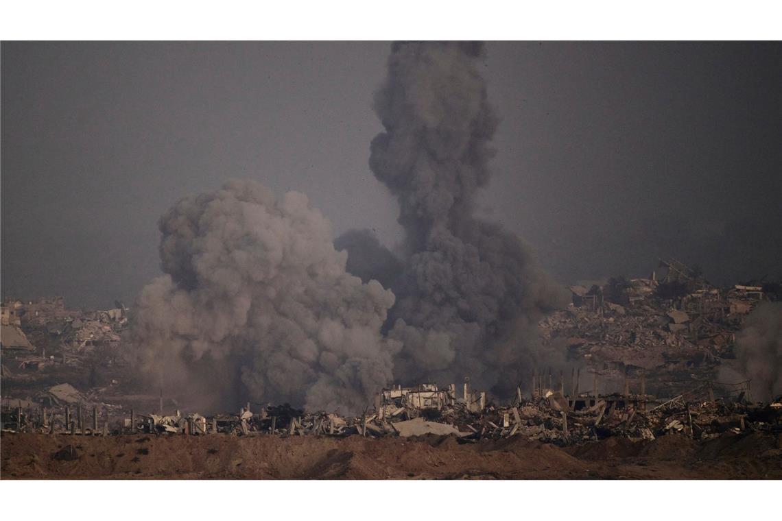 Israels Armee wirft Hilfsgüter über Gaza ab Israels Armee setzt den Kampf gegen die Hamas im Gazastreifen fort. (Archivbild)