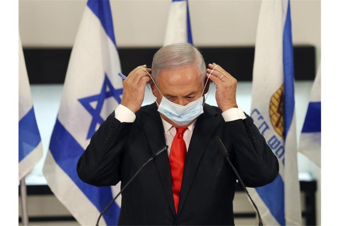 Iran und Türkei verurteilen Bahrains Vereinbarung mit Israel Israels Ministerpräsident Benjamin Netanjahu wird in der kommenden Woche zur Unterzeichnung einer Vereinbarung mit den Vereinigten Arabischen Emiraten und Bahrain in Washington erwartet. Foto: Alex Kolomoisky/Pool EPA-EFE via AP/dpa
