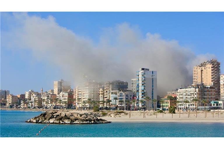 Israels Ministerpräsident hat eine Verstärkung der Offensive im Libanon angekündigt. (Archivbild)